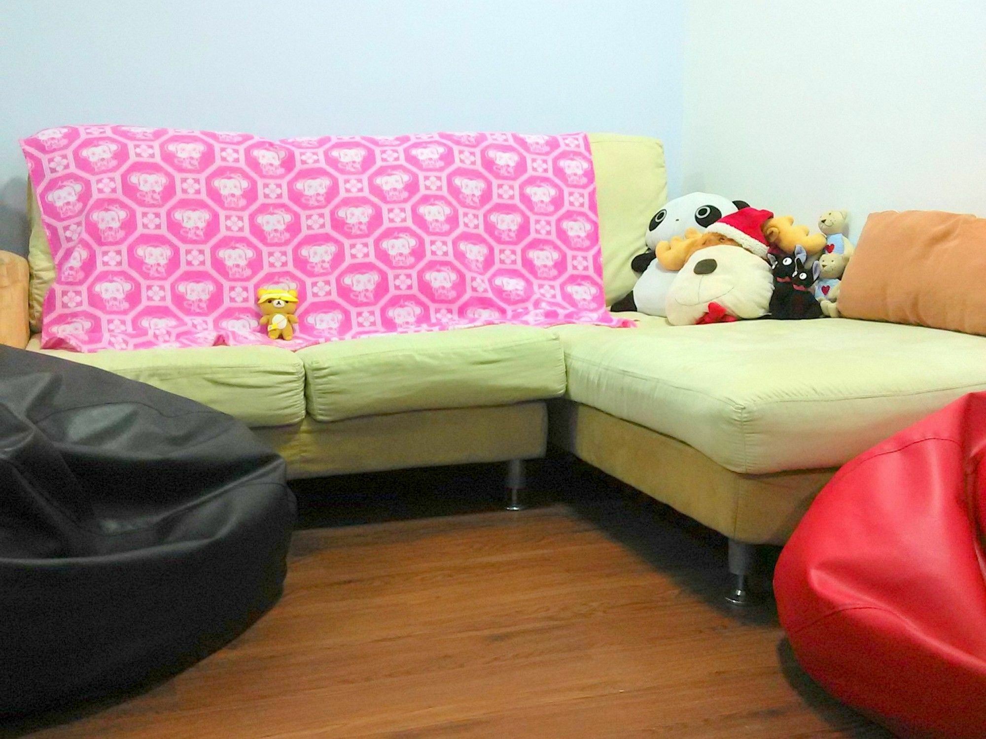 Moon Eleven Hostel Near Klia & Klia2 Sepang Bagian luar foto
