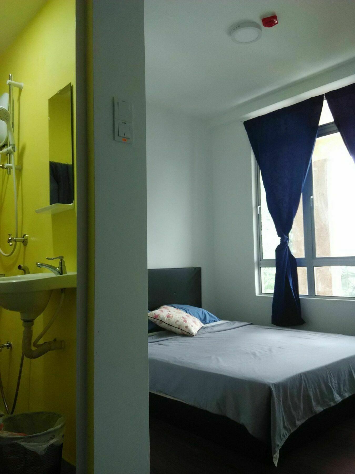 Moon Eleven Hostel Near Klia & Klia2 Sepang Bagian luar foto