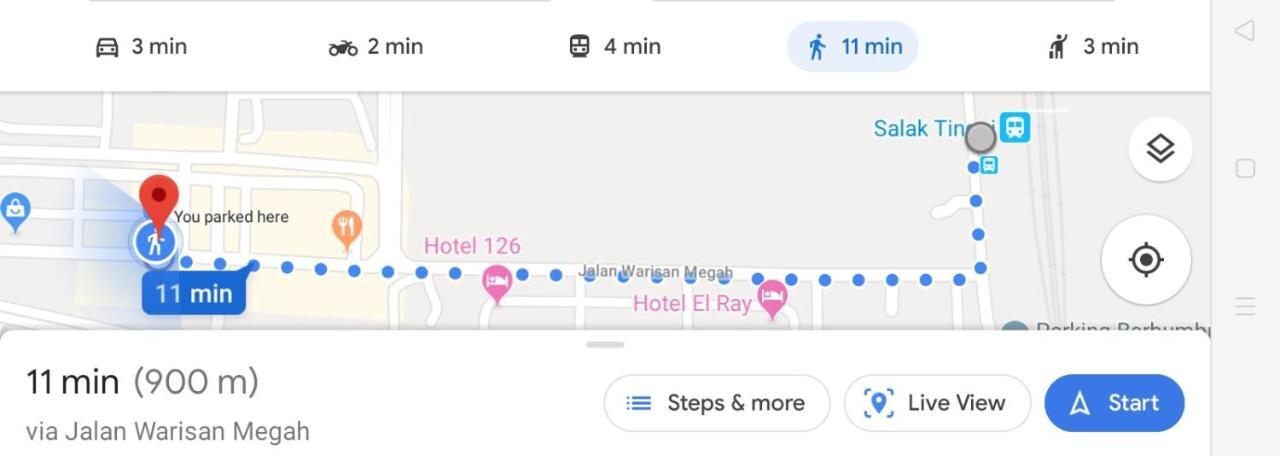 Moon Eleven Hostel Near Klia & Klia2 Sepang Bagian luar foto